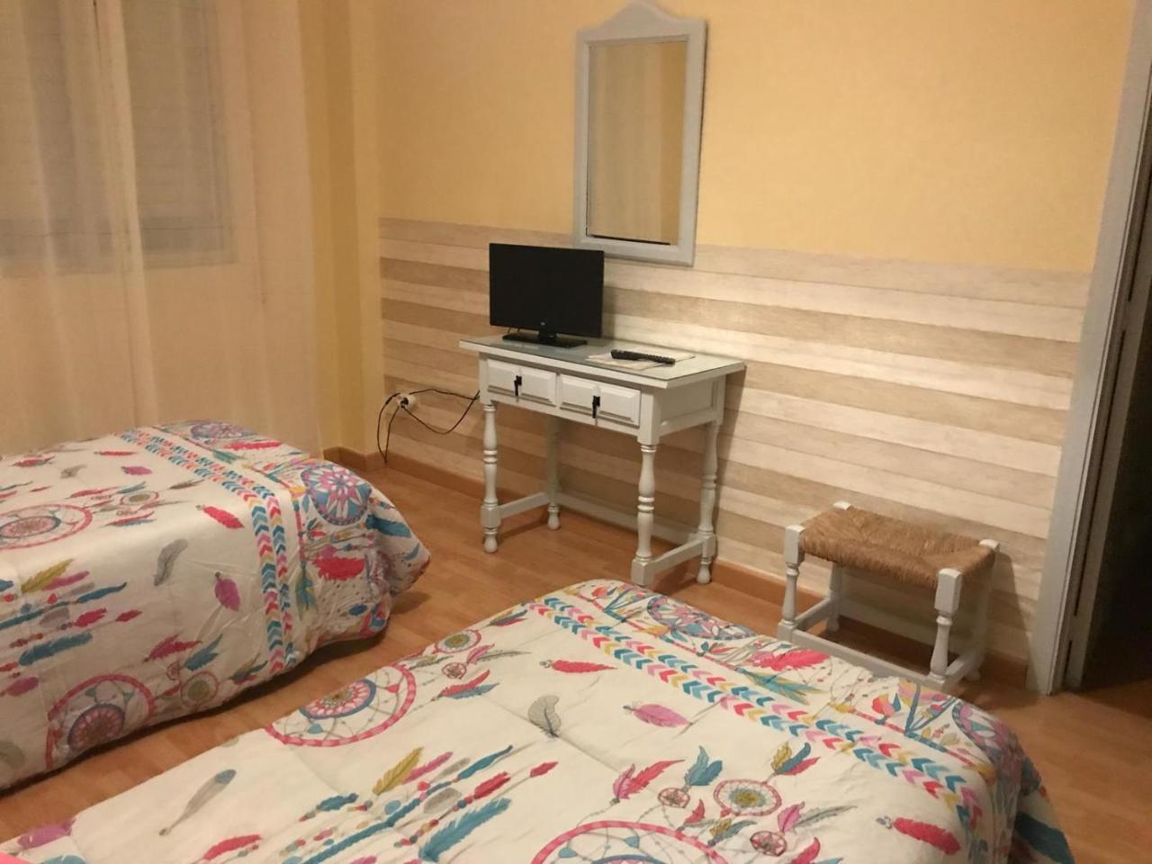 Guest house Restaurante Milenium Torremegia