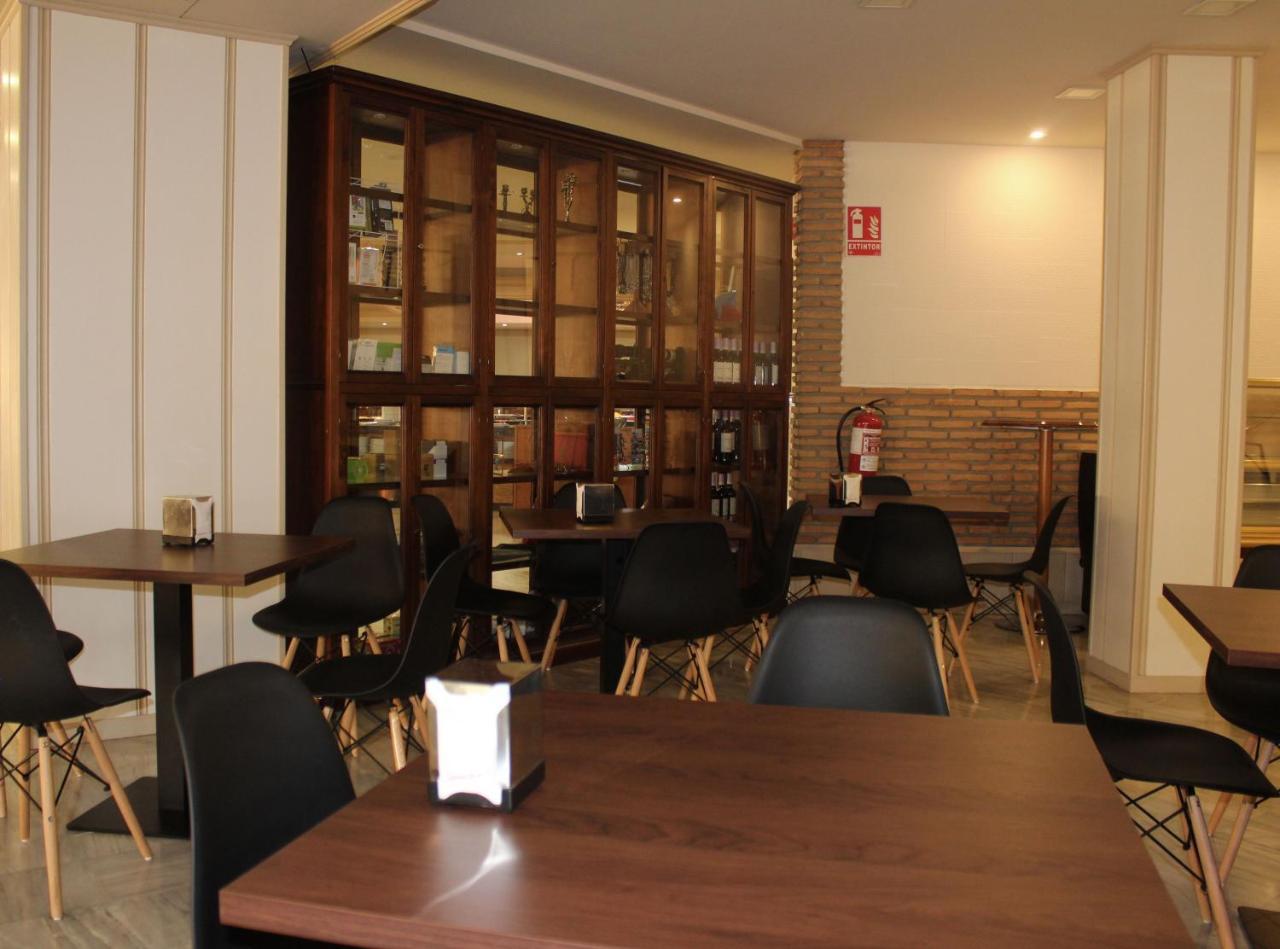 Hotel Reyes Ziries Albolote