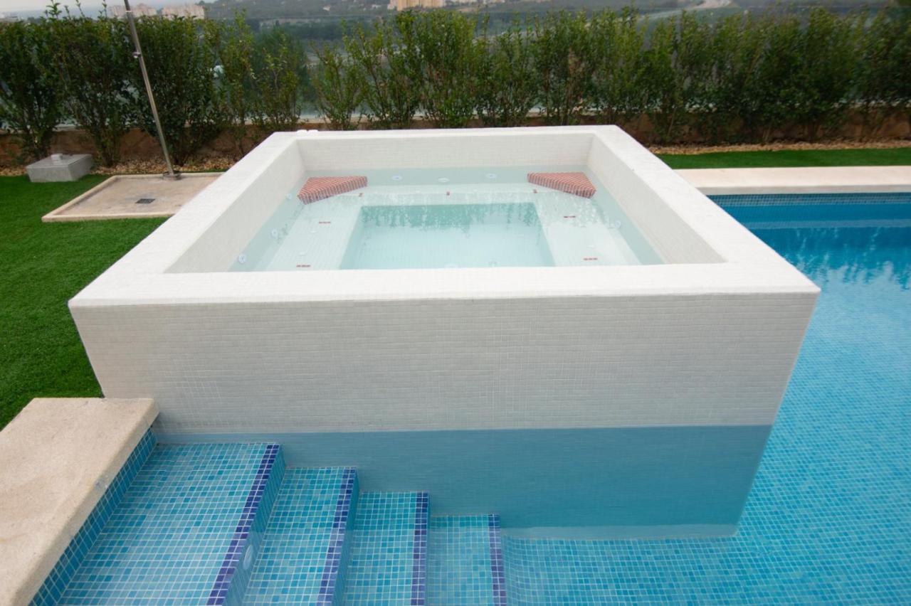Residencial Cabo Azul Apartamento