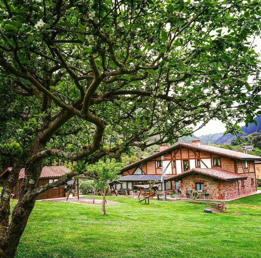 Lezamakoetxe Country house Sopuerta