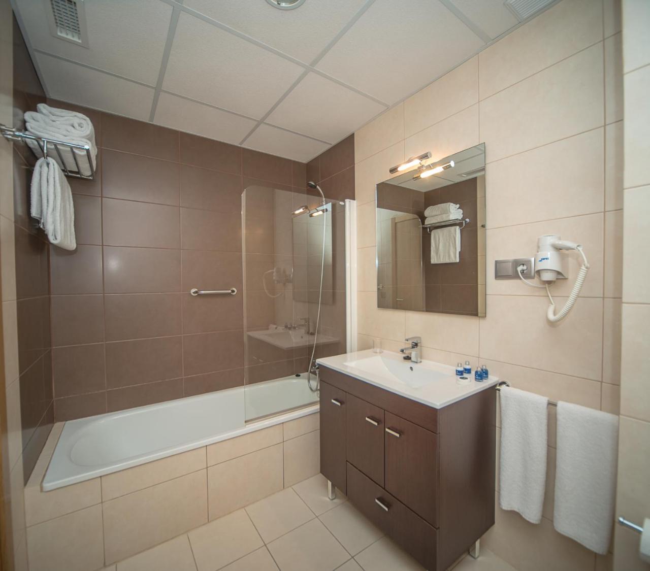 & Jacetania Apartahotel 3*
