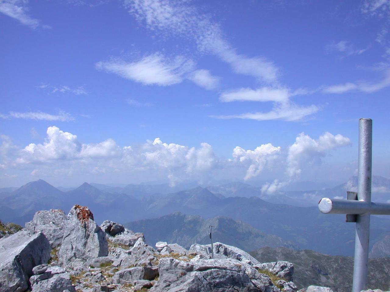 El Conventu Del Asturcon * Lago (Asturias)