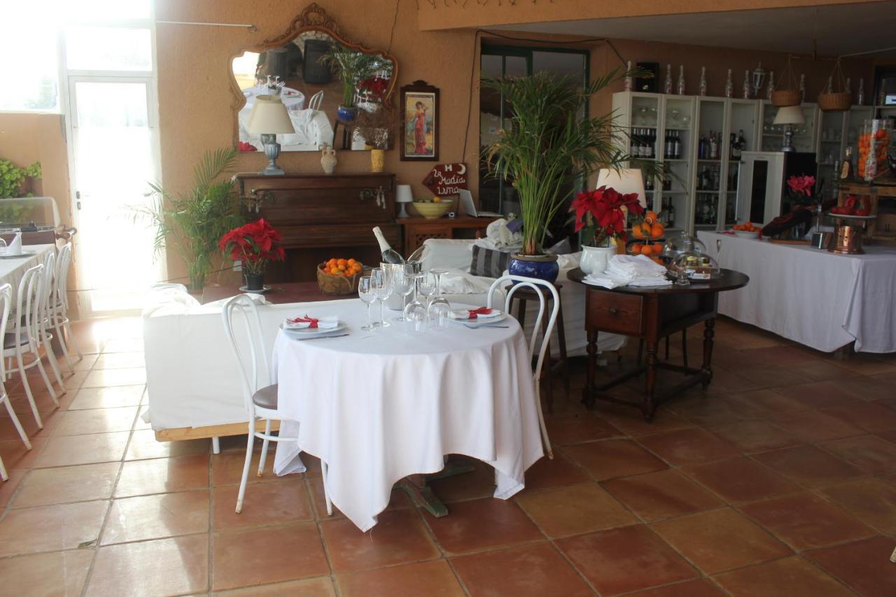 Cortijo De La Media Luna Mojacar