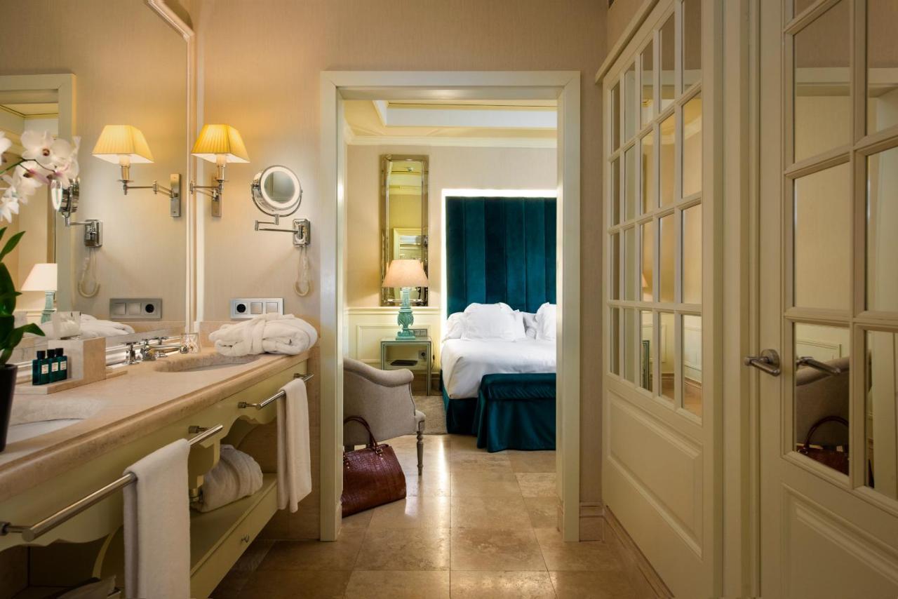 Casa Del Poeta 4*