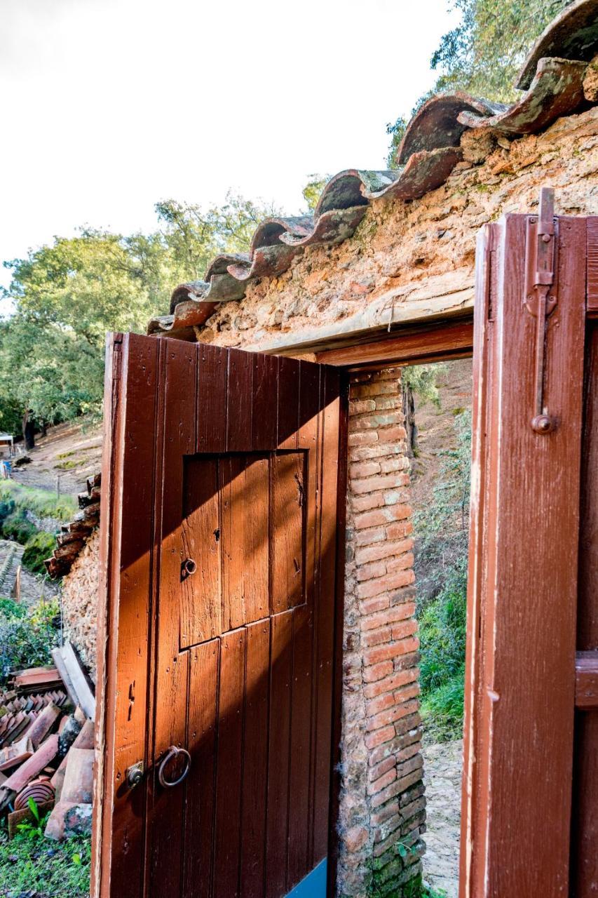 El Risco Del Lomero * Valdelarco