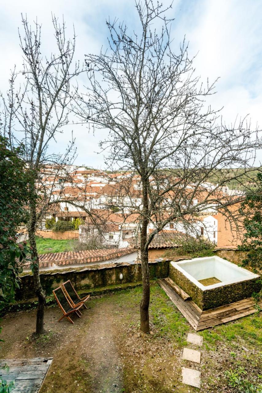 Holiday home El Zarzo De Nemesio, Alberca Barbacoa 2 Hab 4 Pers Mas 2 Max Valdelarco