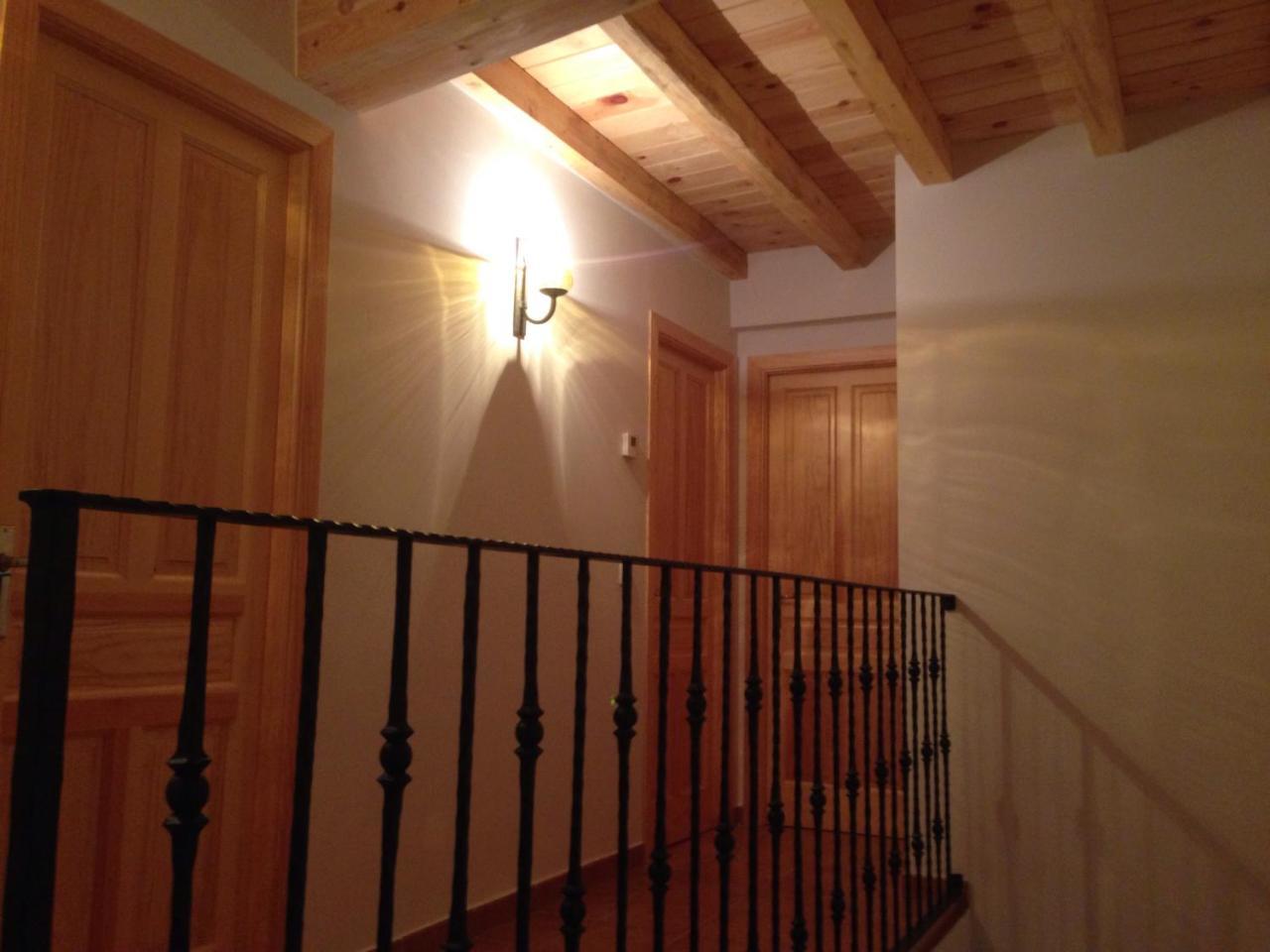 Apartamento Rural La Muralla De Pedraza * Chavida