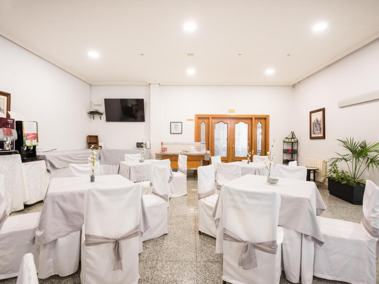 Emperatriz Iii Hotel