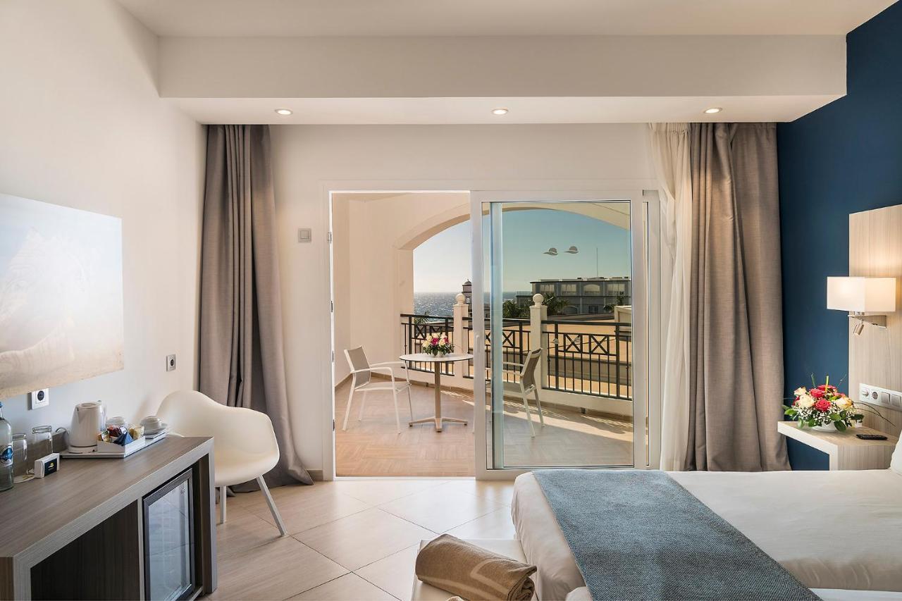 Royal Palm & - Adults Only Resort