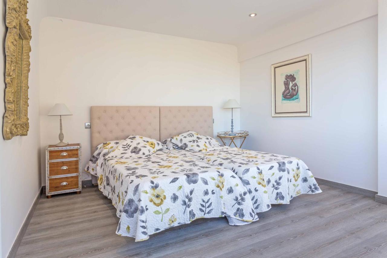 Urbatenis Javea