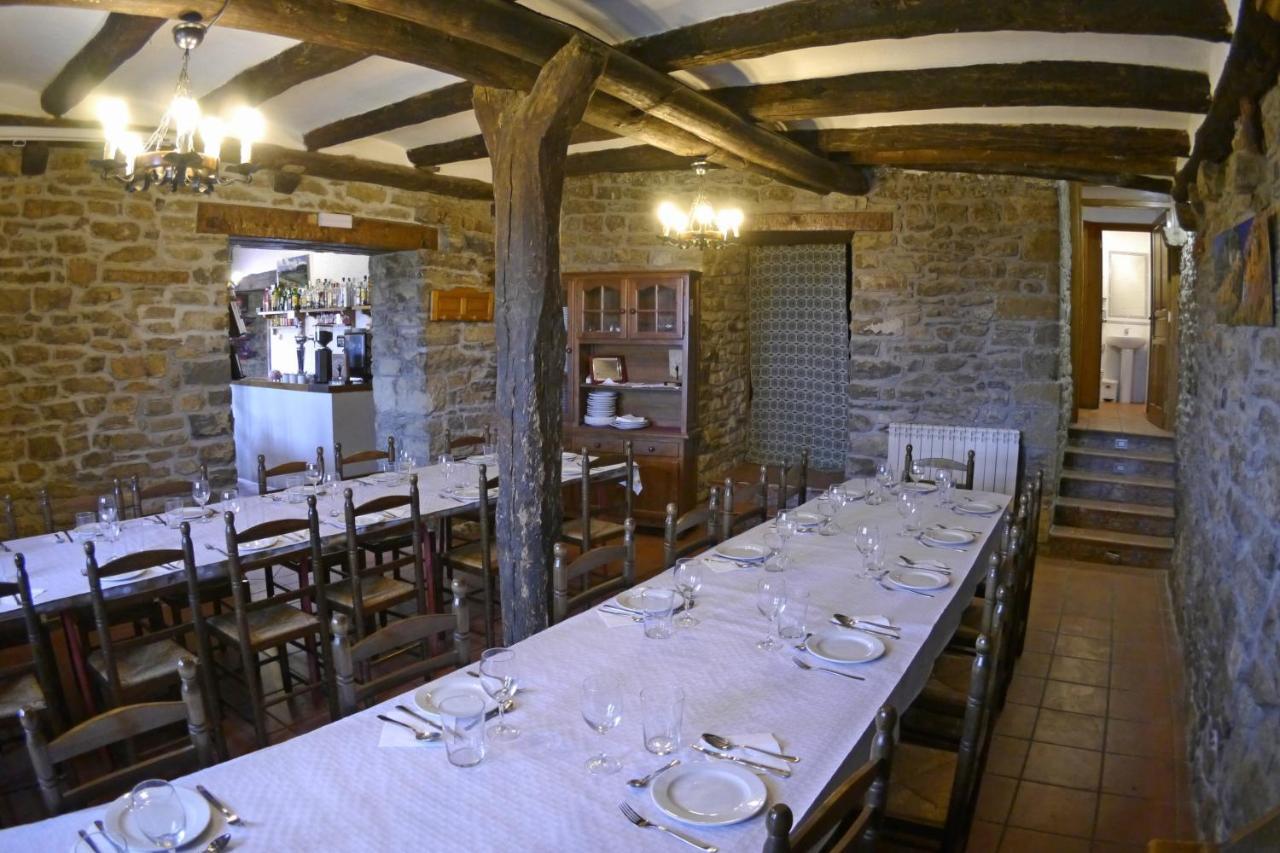 Restaurante De * Artieda (Zaragoza)