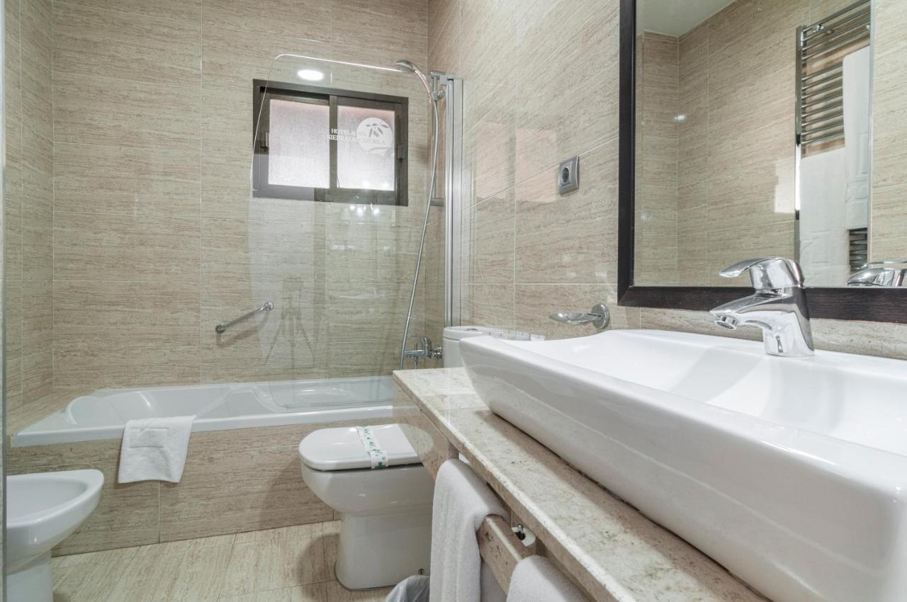 Sierra De & 3* Hotel