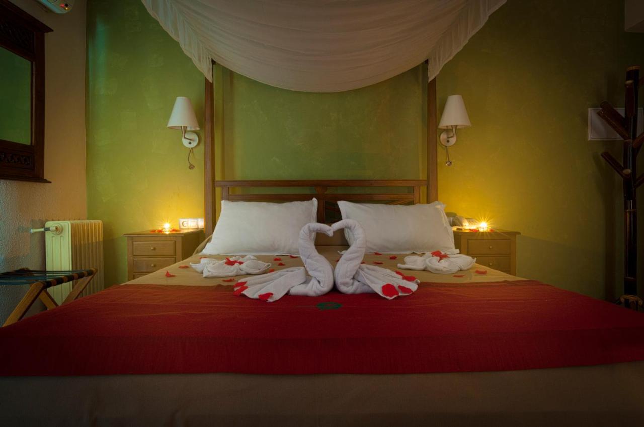Sierra De & 3* Hotel