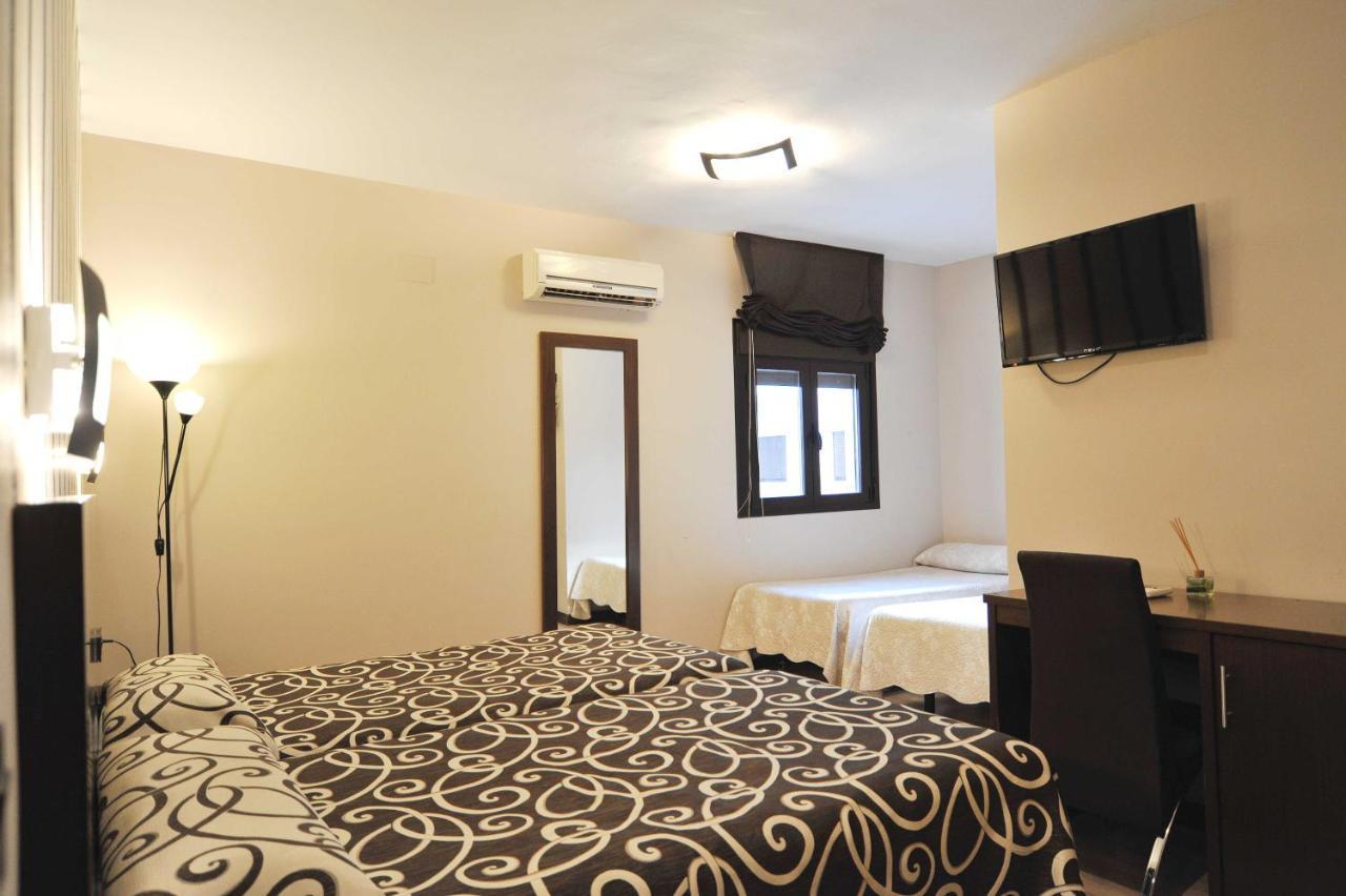 Ciudad De Hotel 3*