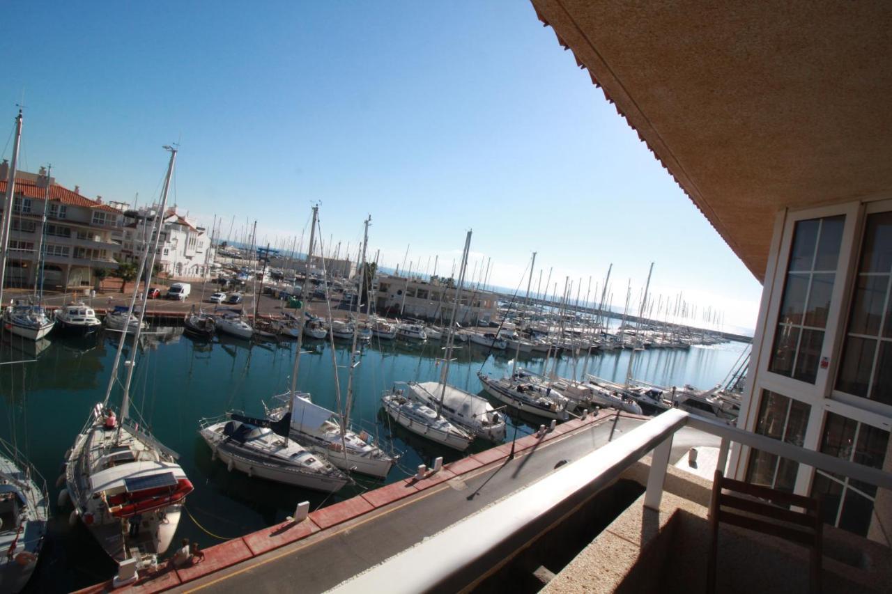 Expoholidays - Puerto * Almerimar