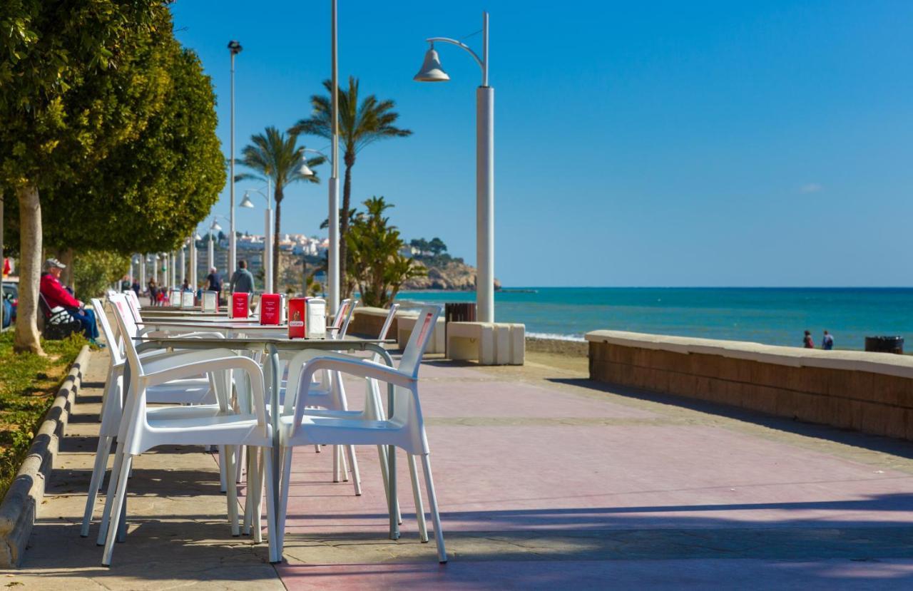 Renthas Calabeach