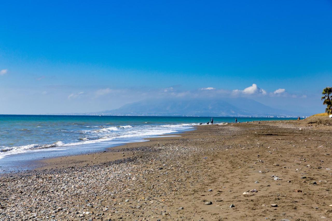 Apartamento Renthas Calabeach