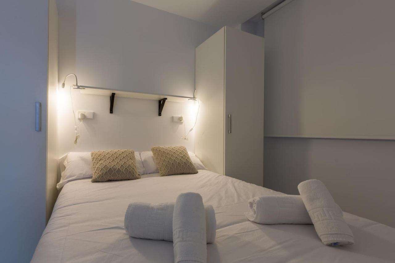 Renthas Calabeach Apartamento *