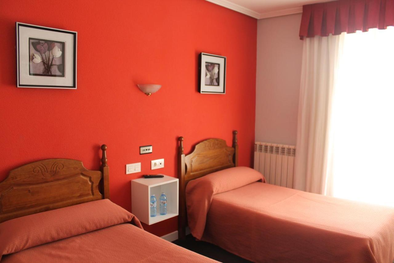 Hotelsanmartin Hotel *