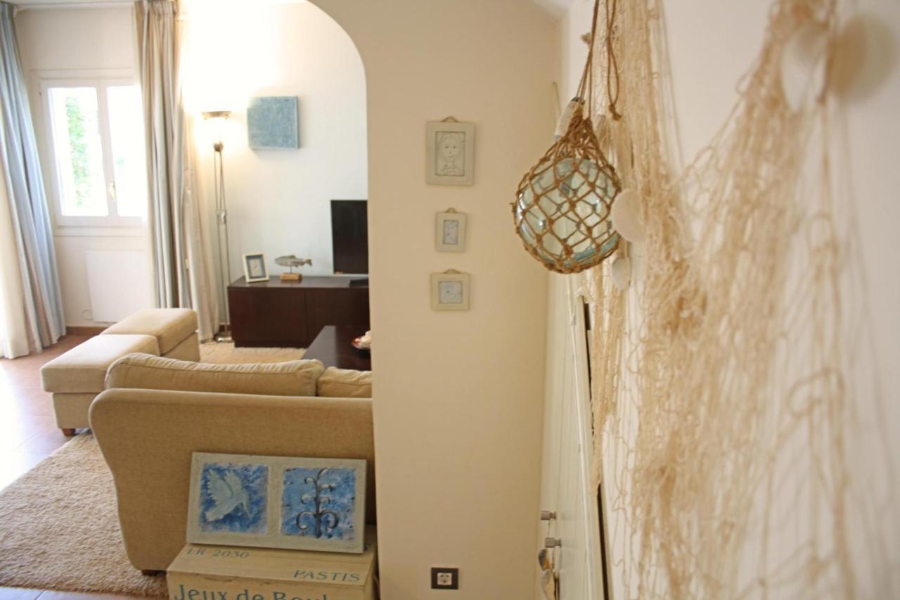 Beautiful Seafront House Сasa de vacaciones *
