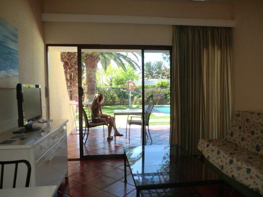 Fahana - Gay Men Only (adults Only) Hotel