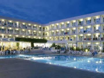 Hotel Minura Sur Menorca & Waterpark Punta Prima (Menorca)