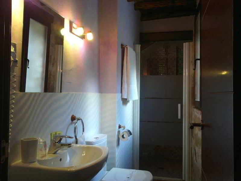 Fonda La Grancha Guest house