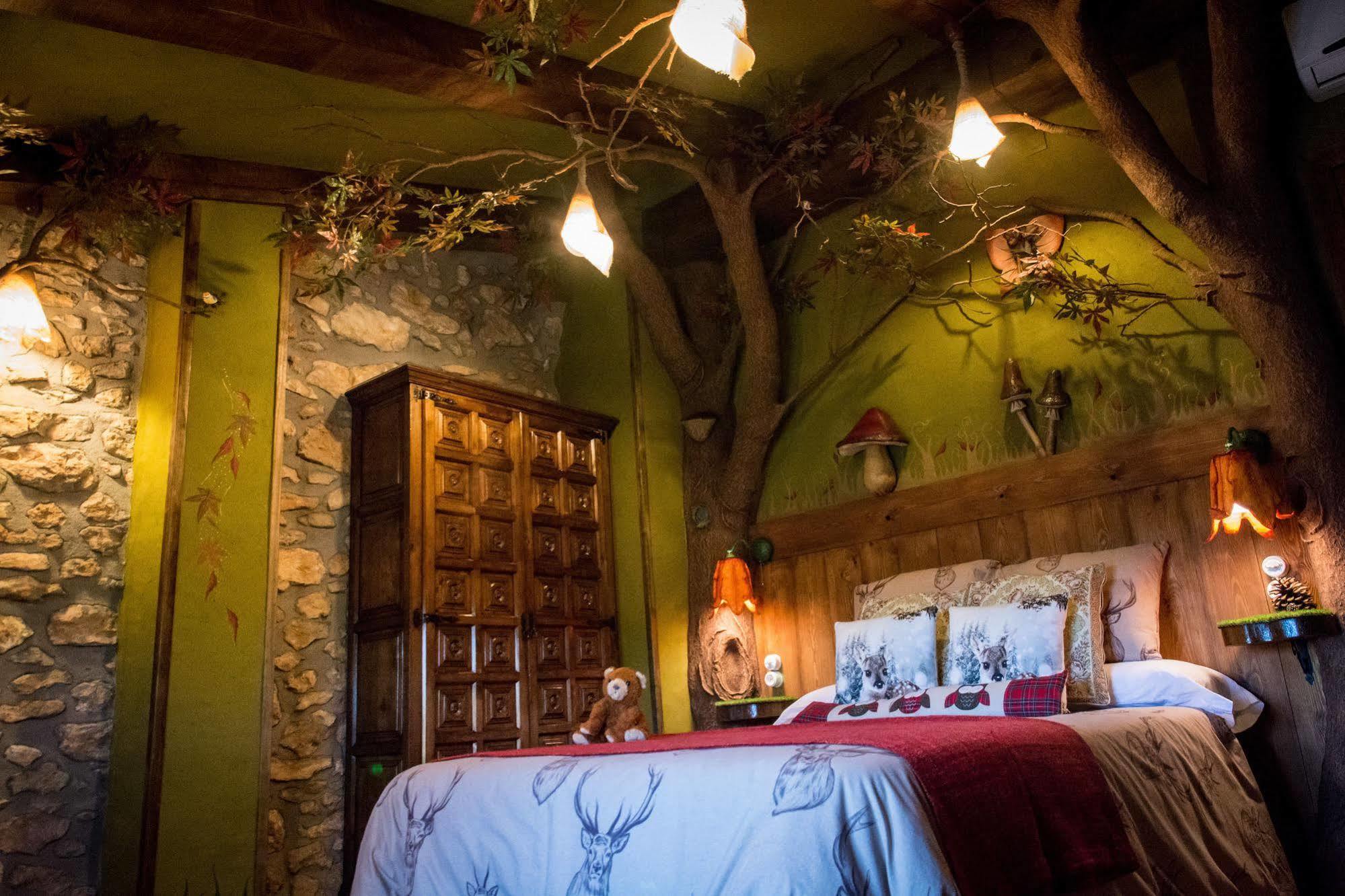 Cal Ganso Encantat Country house