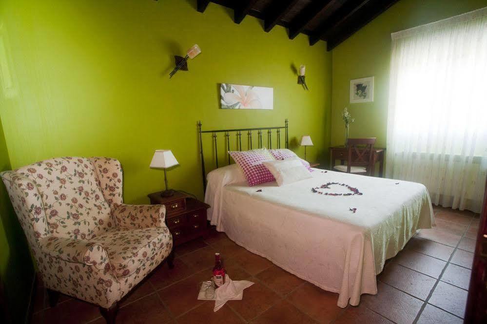 Posada Las Tres Mentiras De Santillana Del Mar 3*