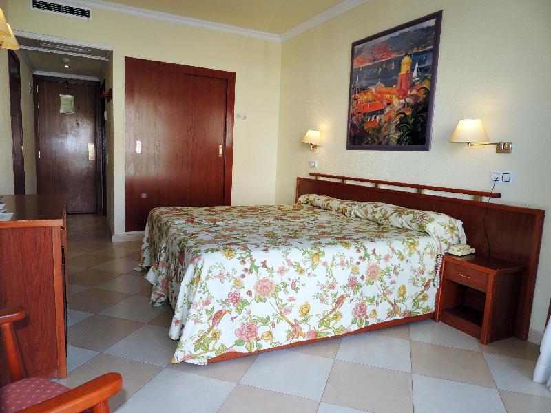 Hotel Cesar Augustus 3*