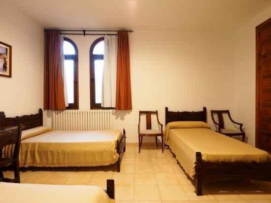 Monasterio El Olivar Homestay Estercuel