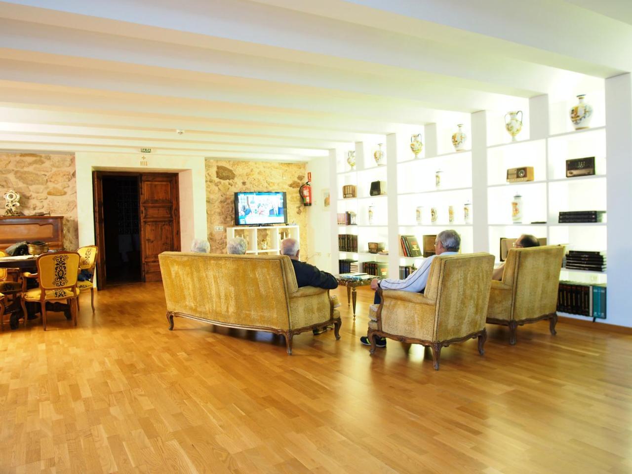 Homestay Monasterio El Olivar