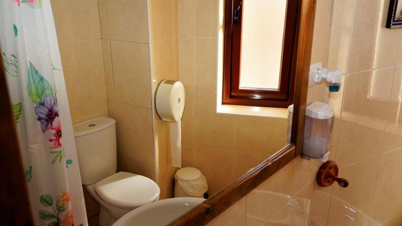 Sandoval Guest house Leon
