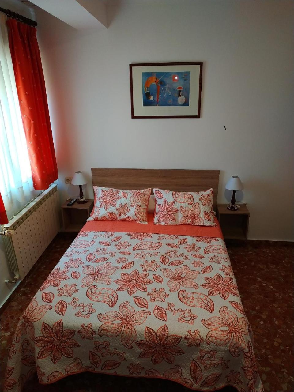 Guest house Alvaro I 2*