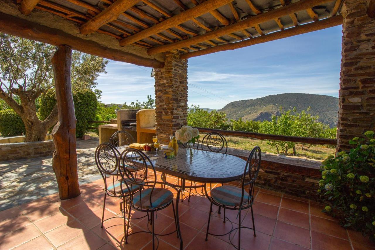 Cortijo La Loma De La Alpujarra Holiday home Pitres