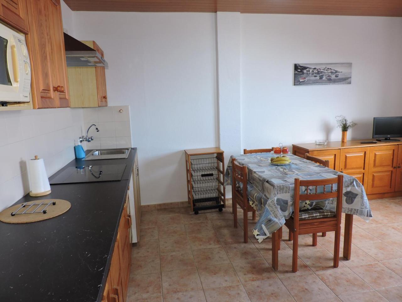 Montebrena Apartment