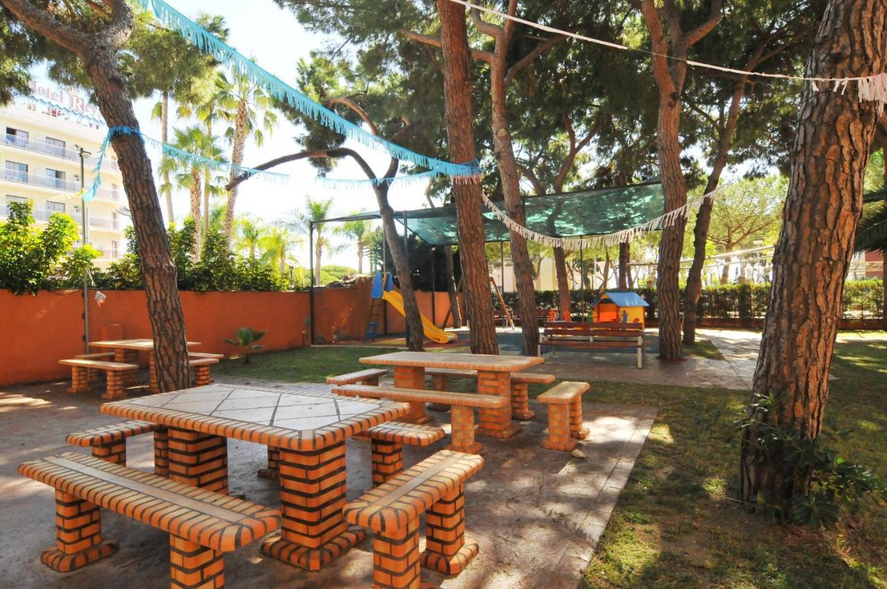 Homeholidaysrentals Solmar *