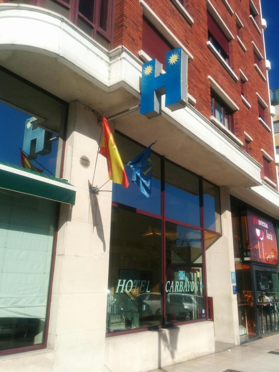 Hotel Carbayon 2*