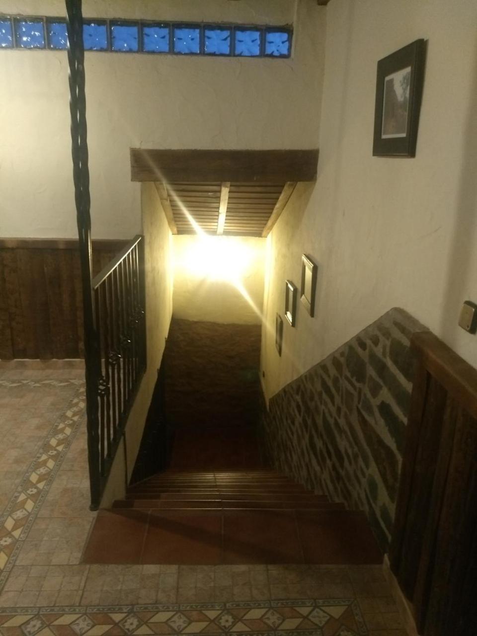 De 3*