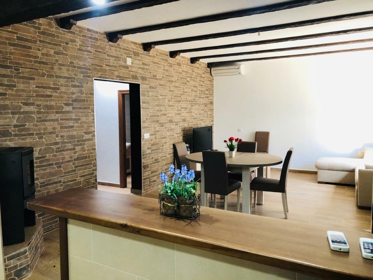 Apartamento Turísticos La Teja