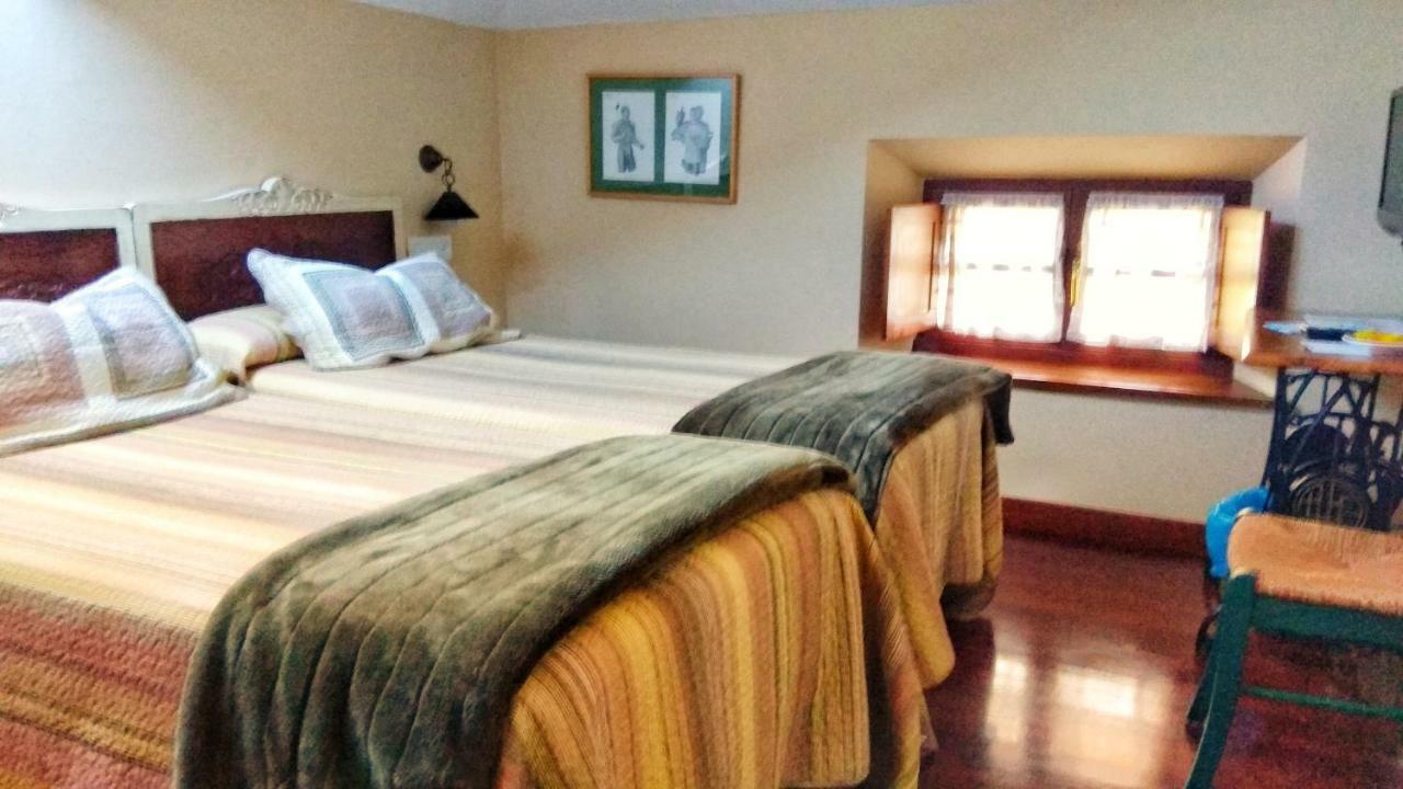 Casa Vieja Del Sastre Soto de Luina