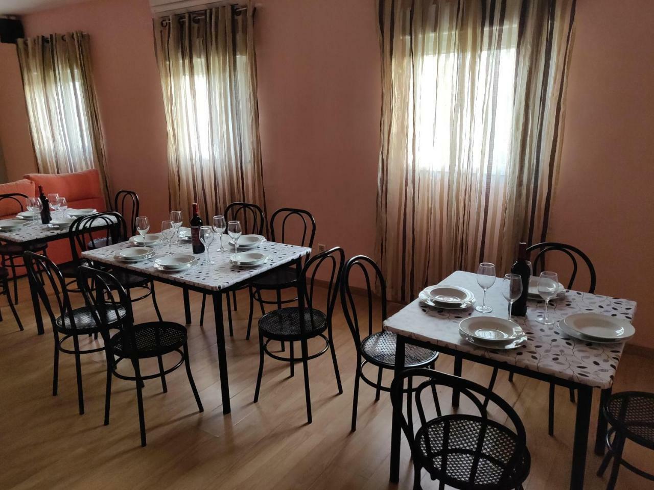 Residencial El Cuartel Hostal