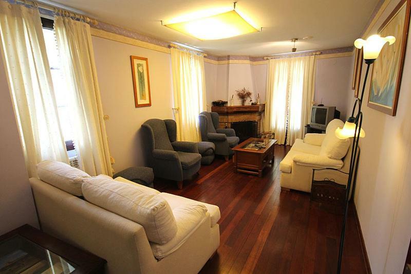 Casa Suarna Hotel