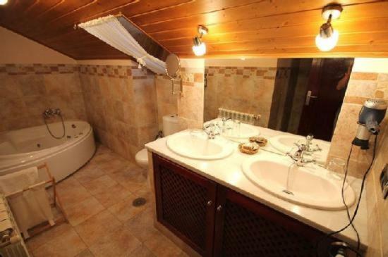 Hotel Casa Suarna