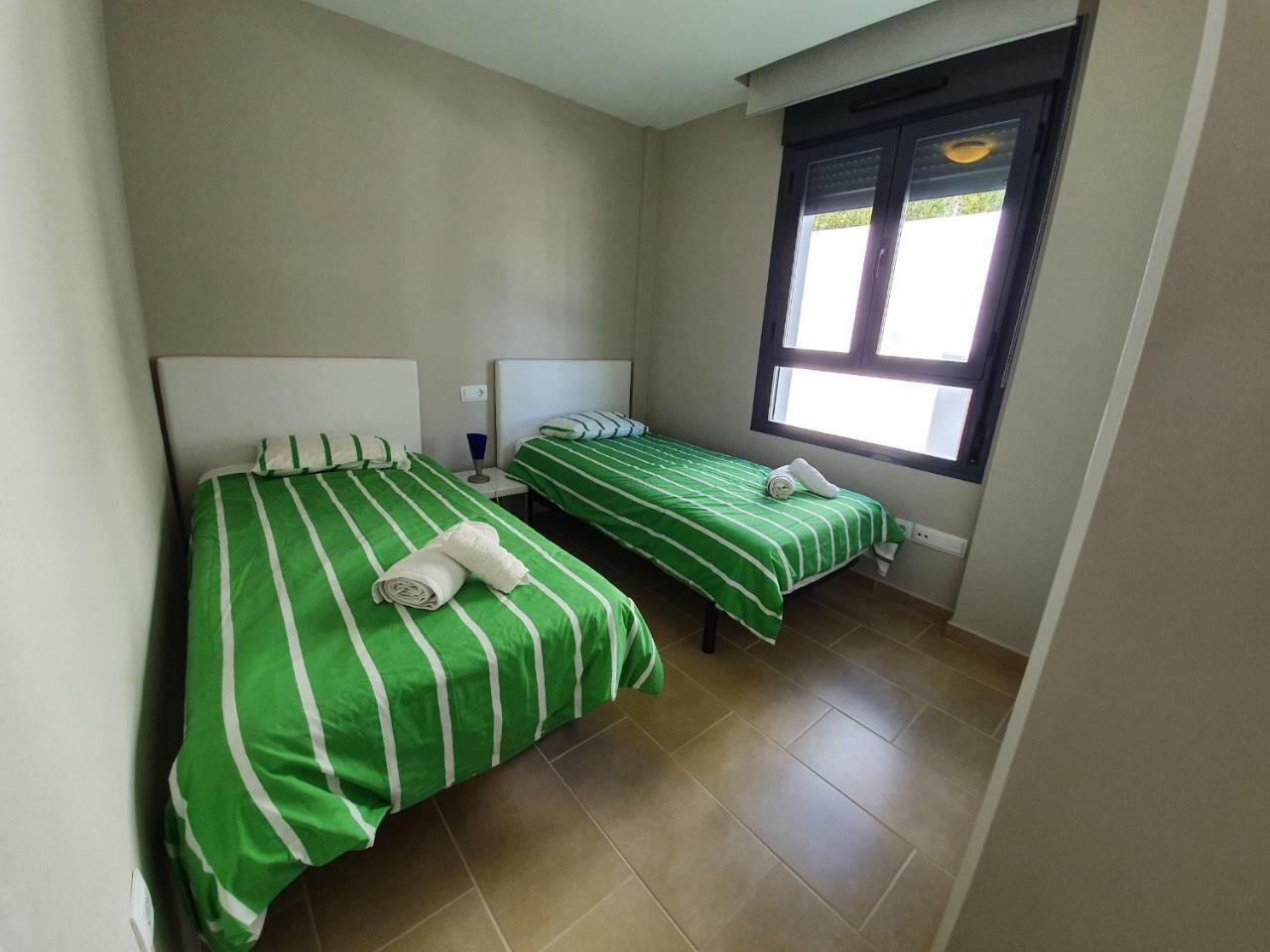 Eva's Place Vm052 *