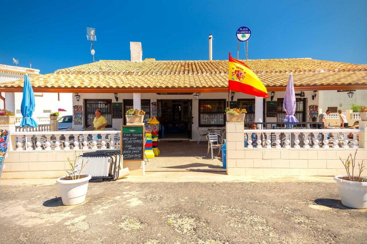 Playa Flamenca Villa