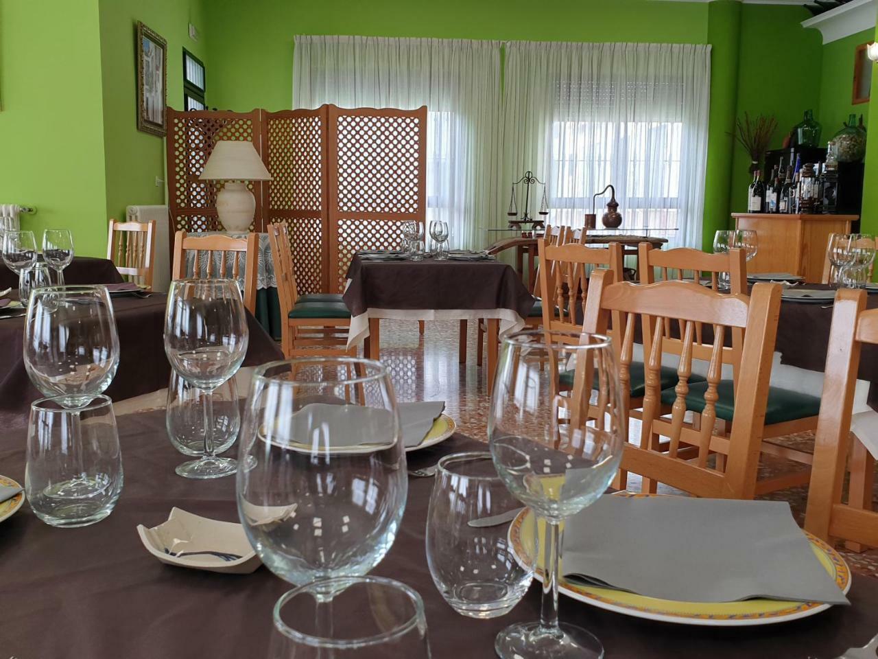 Restaurante El Palomar Guest house Villahermosa del Rio