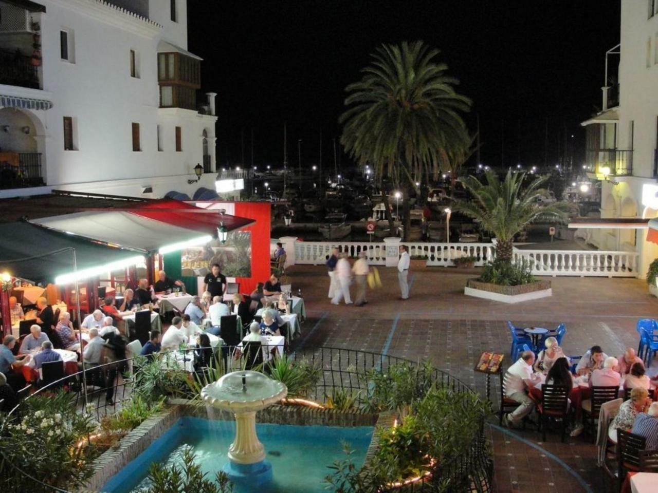Stunning Views Await You In Marina De La Duquesa *