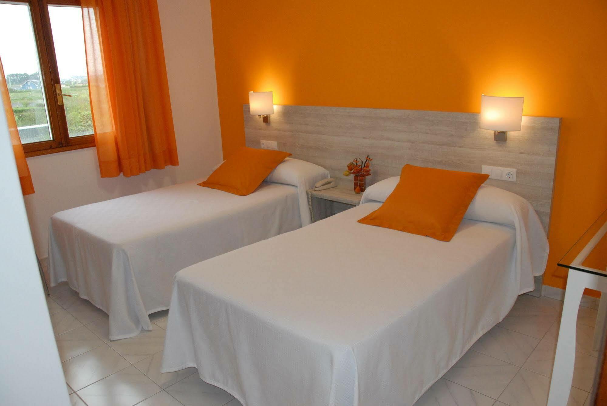 Hotel Playa De Catedrales