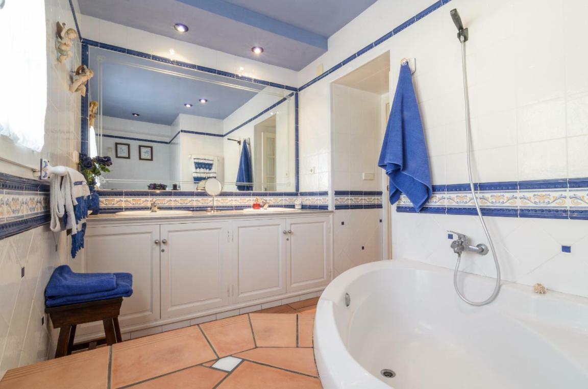En Casa Céntrica Con Piscina Almuñécar